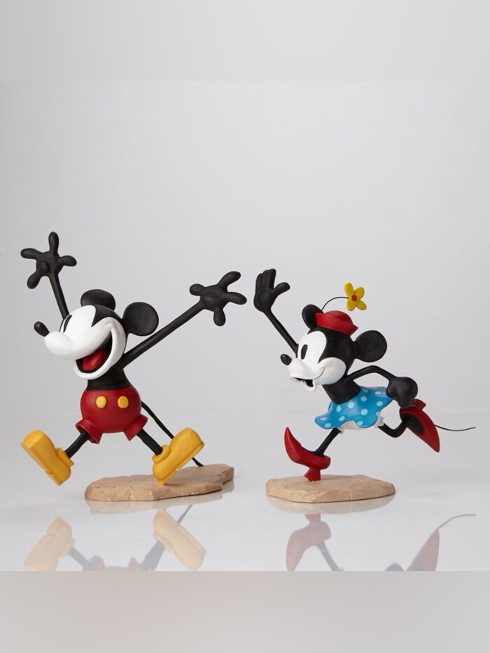 New Walt Disney Archives Collection Mickey Minnie Get A Horse Maquettes Color